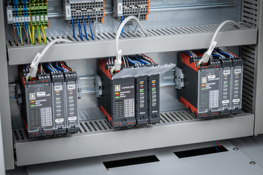 Control Unit image 2